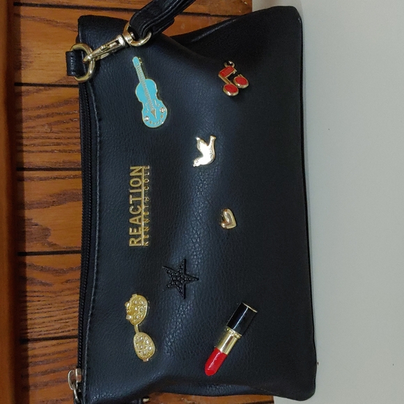 Reaction Kenneth Cole Rock and Roll Wristlet Bag - Picture 2 of 16